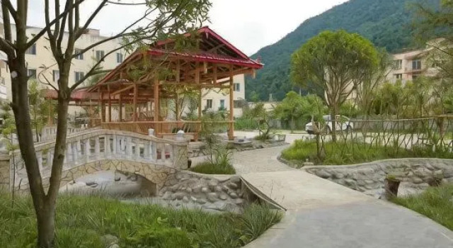 Lushan Tianyi Manor, Prenota Hotel Hotel a Sichuan con parcheggio, Parcheggio