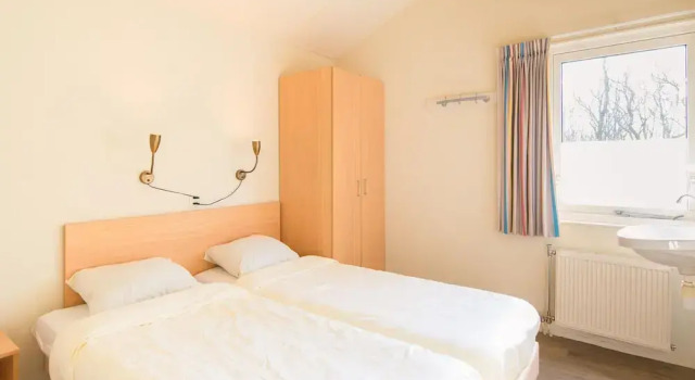Бунгало Comfortable Bungalow With Dishwasher, Near the Beach