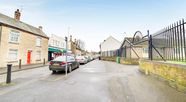 Contractor Accommodation - Cacco