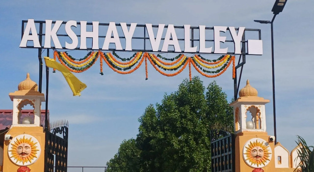 AKSHAY VALLEY, Забронировать Курортный отель Отели штата Раджастхана с бассейном, Бассейн