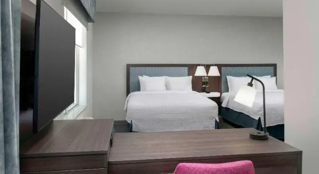 Четырёхместная студия Hampton Inn Delray Beach