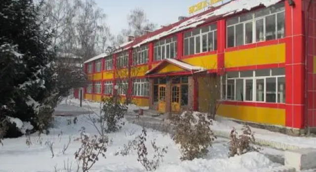 Otel Issyk-Kul-Karakol, Book Hotel Hoteller i Karakol med morgenmad, Morgenmad