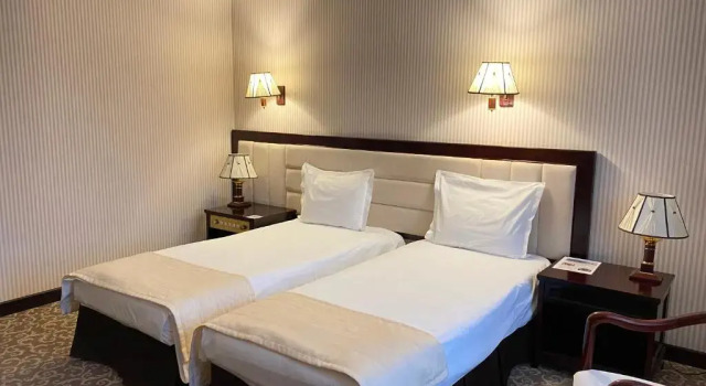 Sofievsky Posad Hotel, Prenota Hotel Kiev Regione di Kiev