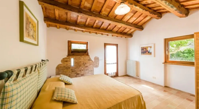 Casal Baroni 10 2 in Osimo, Varaa Hotelli Hotellit Conero pysäköinnillä, Pysäköinti