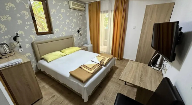 Двухместный номер Standard Central Hotel & Restaurant