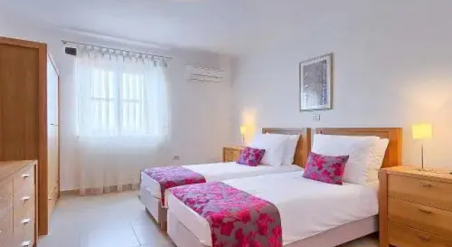 Villa Daymon
