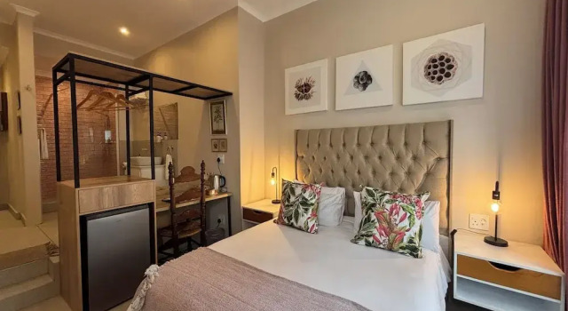 La Casa Blanca - Emmarentia, Johannesburg, Забронировать Отель Отели Йоханнесбург 3 звезды, рядом с Deutsche Internationale Schule Johannesburg, 3*