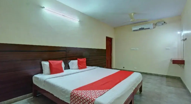 Sandhanam As Abode By OYO Rooms