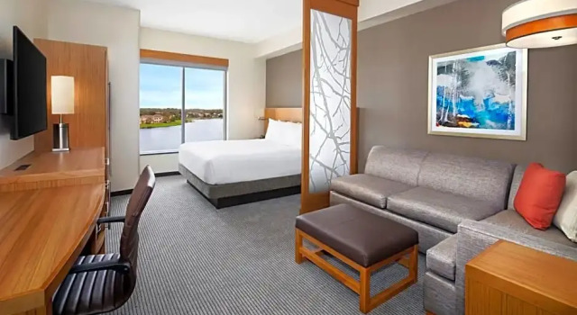 Номер с красивым видом из окна Hyatt Place Jacksonville St. Johns Town Center