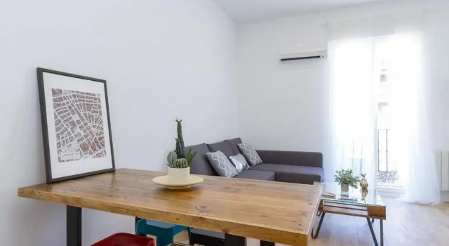 Апартаменты Marvelous Apartment of 3 Bedrooms near La Latina by Batuecas