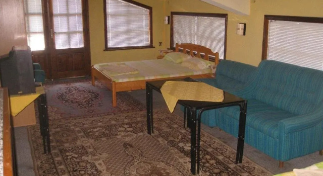 Hotel Barba Yani