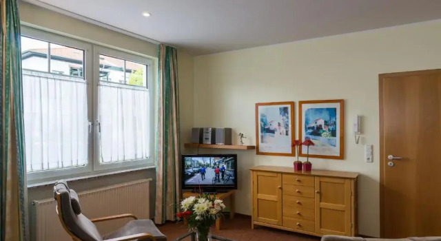 Апартаменты Цокольный этаж Ferienhaus - Strandstr. 24