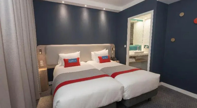 Одноместный номер Standard Holiday Inn Express Paris Velizy
