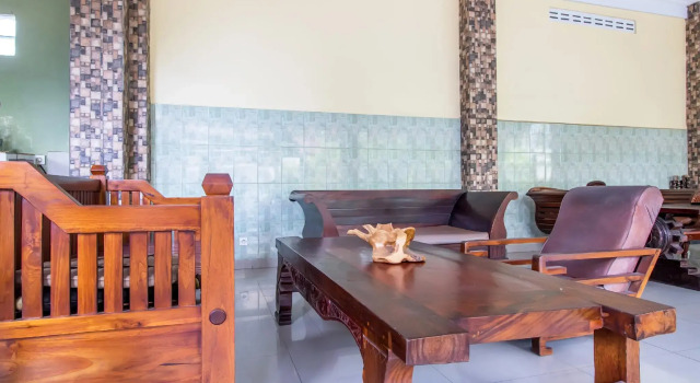 OYO 3488 Puri Mas Kawan, Rezervovat Hotel Hotely v Bali s bazénem, Bazén