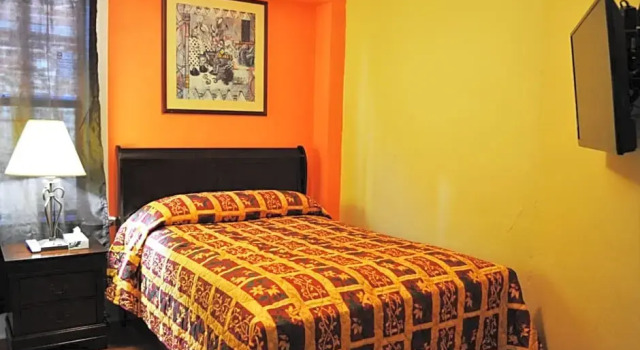 Номер Standard Desmond Hotel