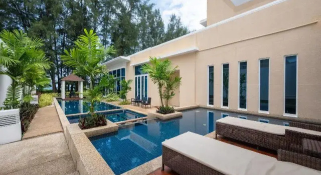 Вилла с 5 комнатами Andaman Pool Villas, Maikhao Beach Phuket
