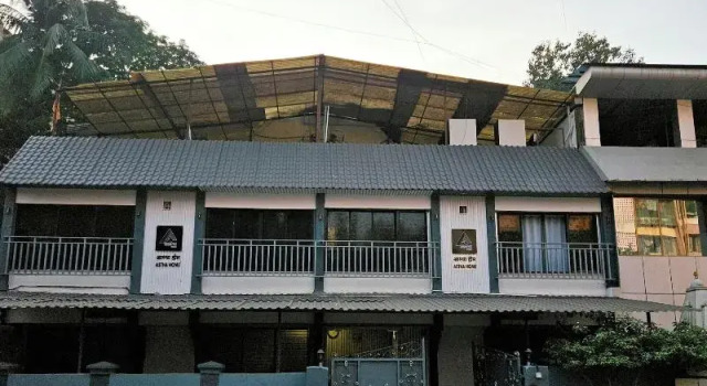 Astha Kandivali Service Apt, Забронировать Отель Отели штата Махараштры 3 звезды, 3*