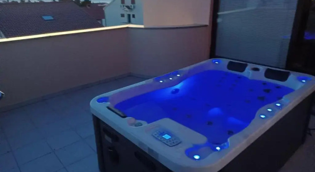 Апартаменты Deluxe Apartments Bobi