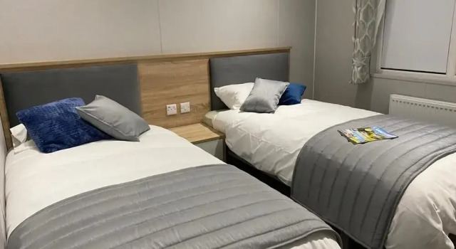 Elite Bluewater Lodge