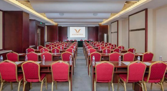 Vienna Classic Hotel  (Langfang Cancer Hospital International Convention and Exhibition Center)
