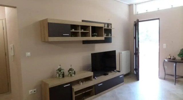 giwta's house, Book Hotel Marathonas Attica