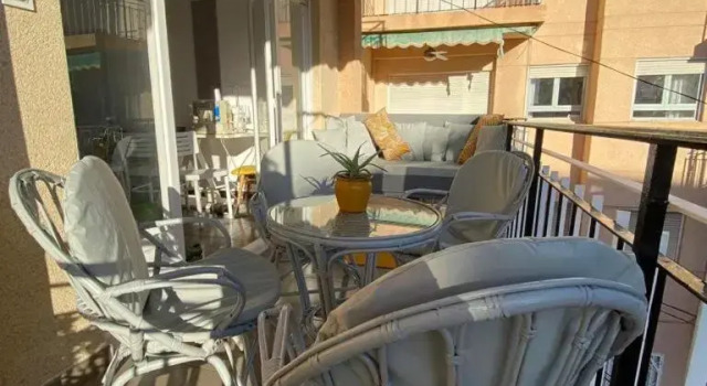Sunflower Menorca, Забронировать Отель Санта Пола Коста-Бланка, рядом с Музей соли в городе Санта-Пола
