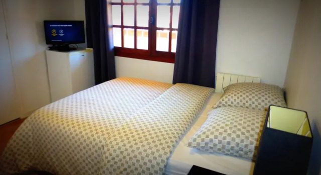 Royal Dream, Book Hotel Le Chesnay 