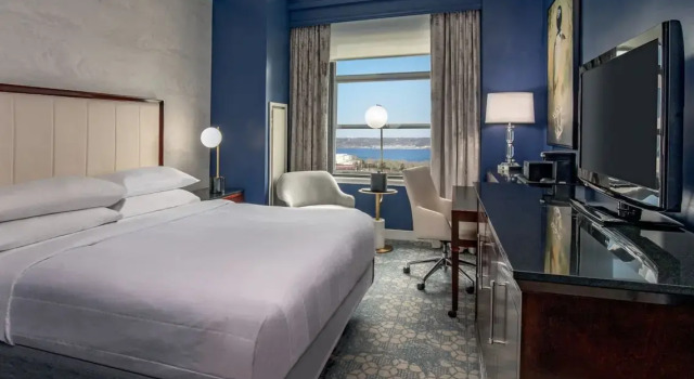 Полулюкс Peoria Marriott Pere Marquette