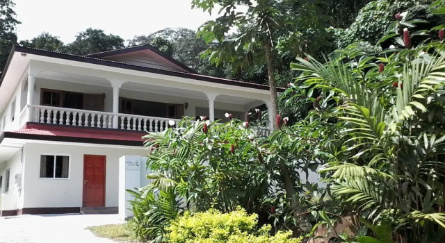 Precious Residence C, Buchen Sie Hotel Grand'Anse Mahé