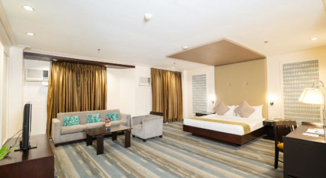 Полулюкс LFisher Hotel Bacolod