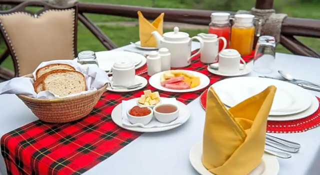 Lake Ndutu Luxury Tented Lodge