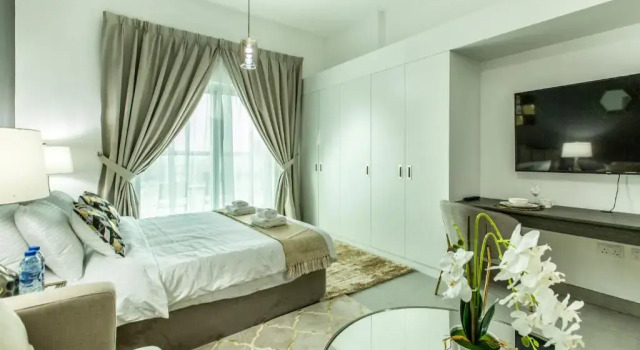 Primestay - Chic & Gorgeous studio in Al Barsha
