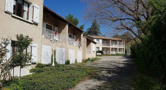 Résidence Sainte Annette, Rezervasyon Otel Greoux-les-Bains Cadarache