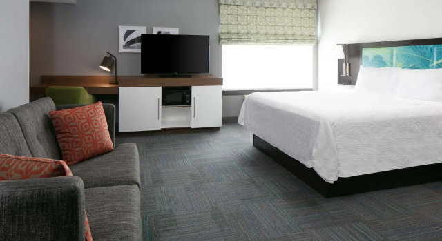 Двухместный люкс Hampton Inn Iowa City/Coralville