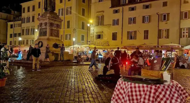 Nest at Campo De Fiori and Navona Square