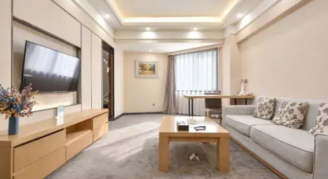 Люкс Deluxe Dalian Royal Hotel