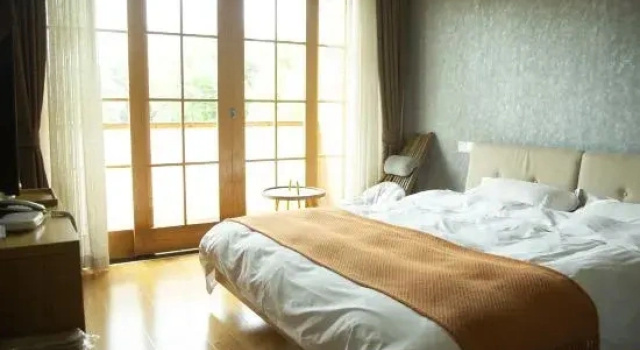 Люкс с видом на внутренний двор Daifu Lvxiang Hostel