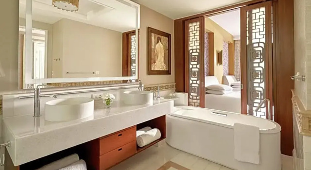 Номер Classic с видом на сад InterContinental Grand Ho Tram by IHG