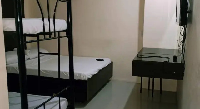 Четырёхместный семейный номер Standard Antons Inn