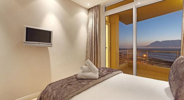 Exquisite Beachfront Apartments, Забронировать Апартаменты/квартира Апартаменты Кейптауна Центра, рядом с Пляж Дельфин, Апартаменты/квартира
