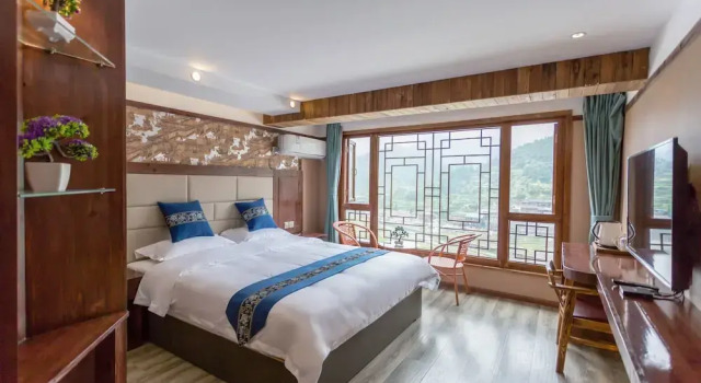 Номер Deluxe Floral Hotel Xijiang Banshan Yunfu
