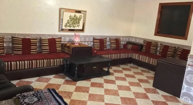 Family Villa With Parking, Rezerwuj Willa Hotele w Tanger-Tetouan z parkingiem, Parking