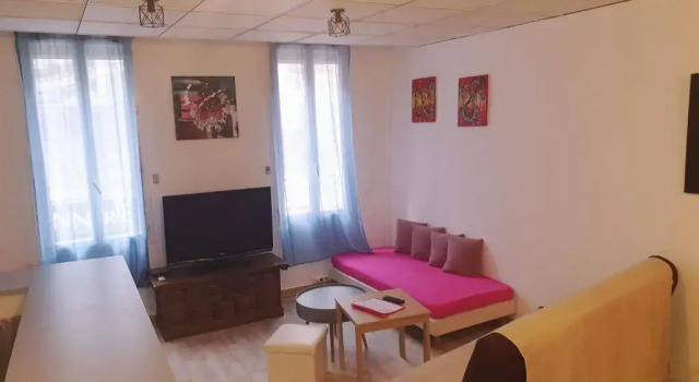 T2 rue piétonne Digne les Bains