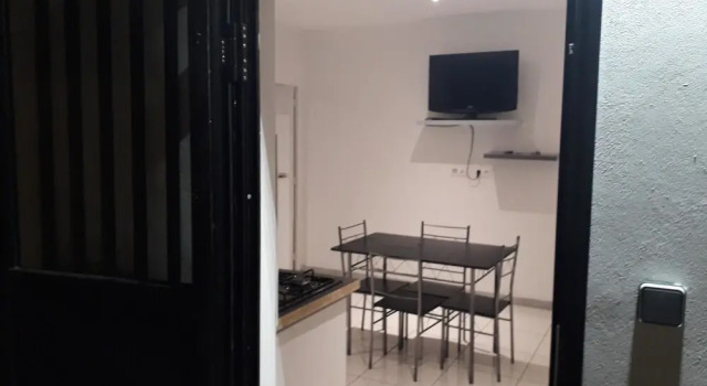 House with 2 Bedrooms in Saint Pierre , with Enclosed Garden And Wifi - 5 Km From the Beach