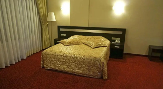 Grand Park Hotel, Varaa Hotelli Corum Turkin Mustamerenalue