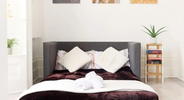 Summer Family Terrace Apartment - Central Location, Varaa Huoneisto Asunnot kohteessa Merseyside, Huoneisto