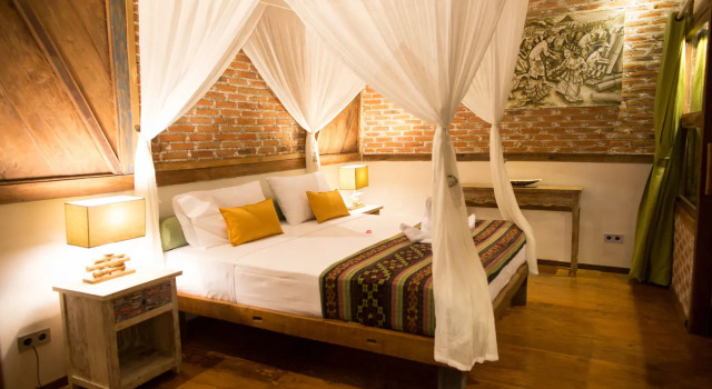 Villa Sama Lama, Book Villa Villaer i Lombok, Villa