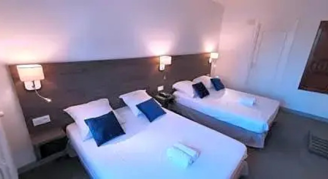 Standart dört kişilik oda Hôtel L'Alsace