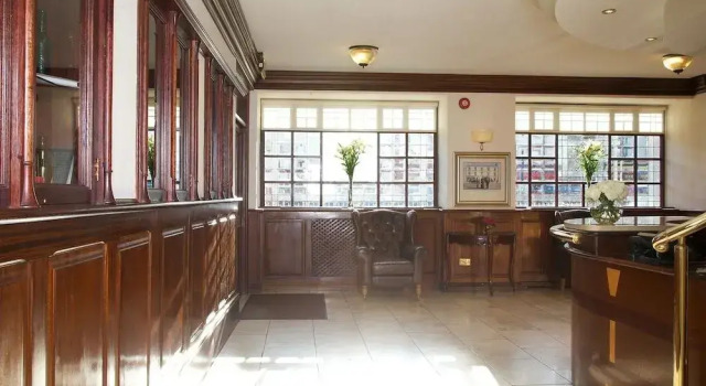 Hayes Hotel, Buchen Sie Hotel Thurles Tipperary County