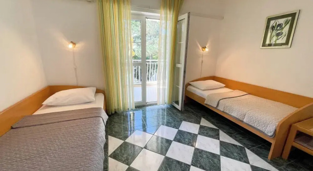 Apartman Villa Ljiljana 6, Забронировать Апартаменты/квартира Отели Приморско-Горанской жупания с парковкой, Парковка